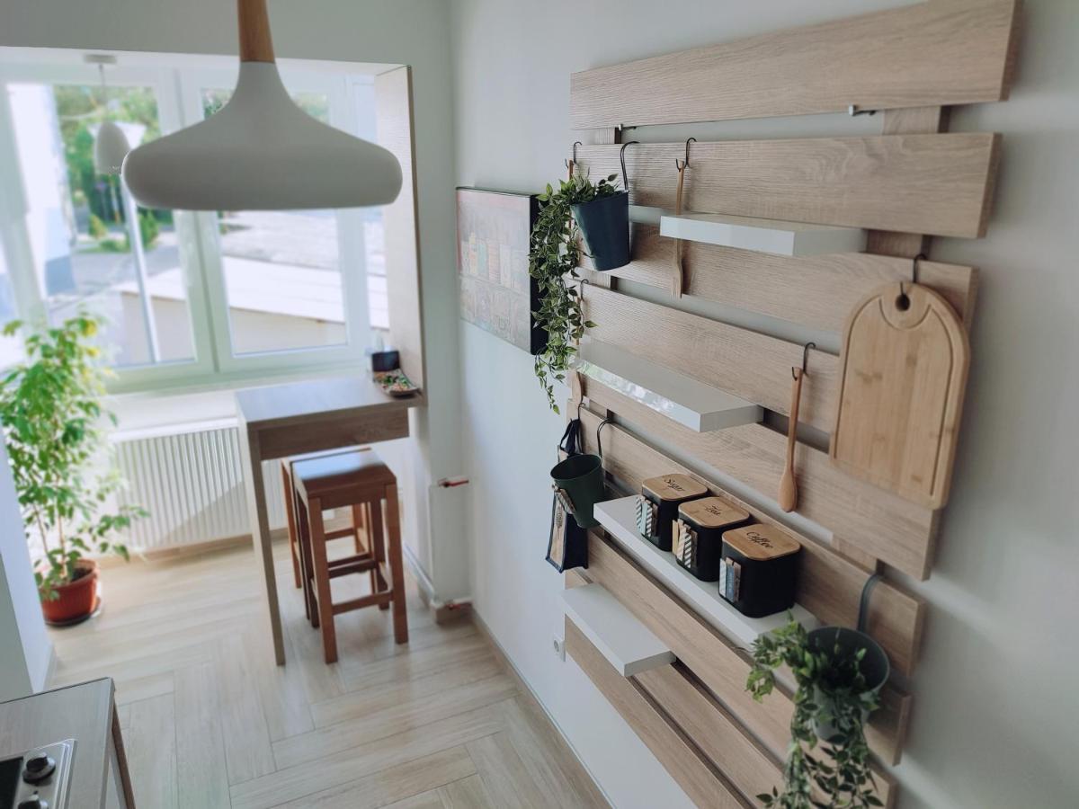 Apartman Lena Apartment Тузла Екстериор снимка